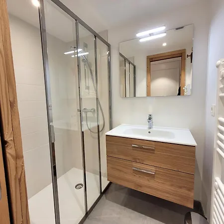 Lumineux 3* Avec Terrasse, 2 Chambres, Proche Centre Et Pistes, Garage Inclus - Fr-1-598-163 Les Gets